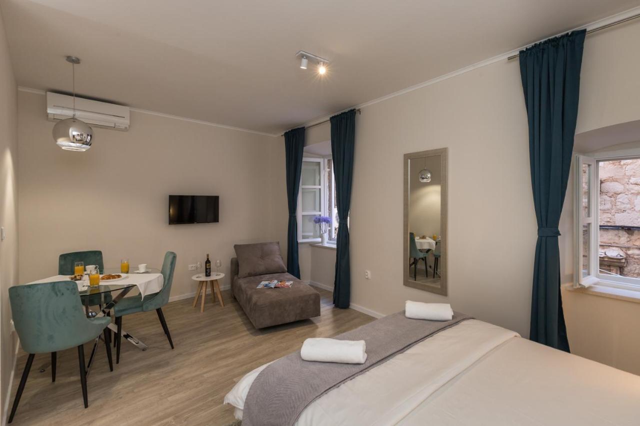 Apartments Urbis Dubrovnik Bagian luar foto