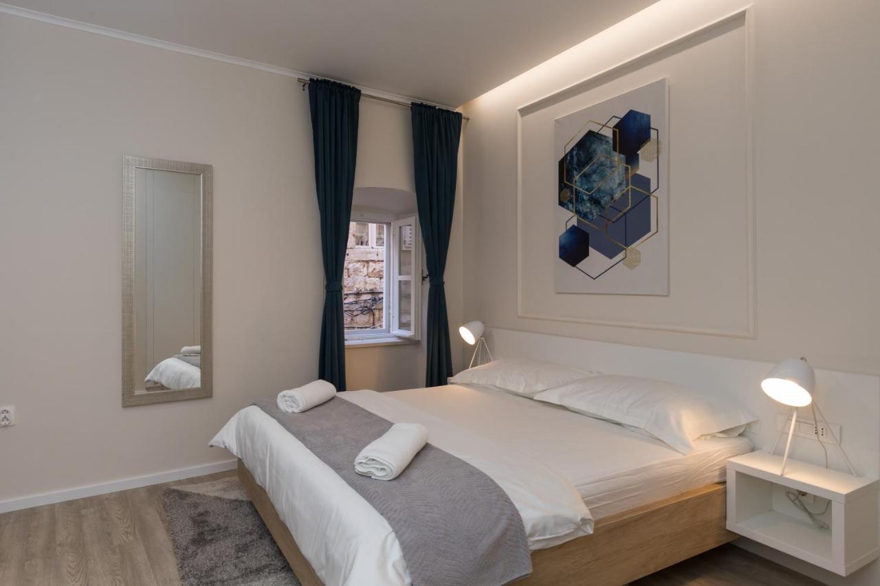 Apartments Urbis Dubrovnik Bagian luar foto